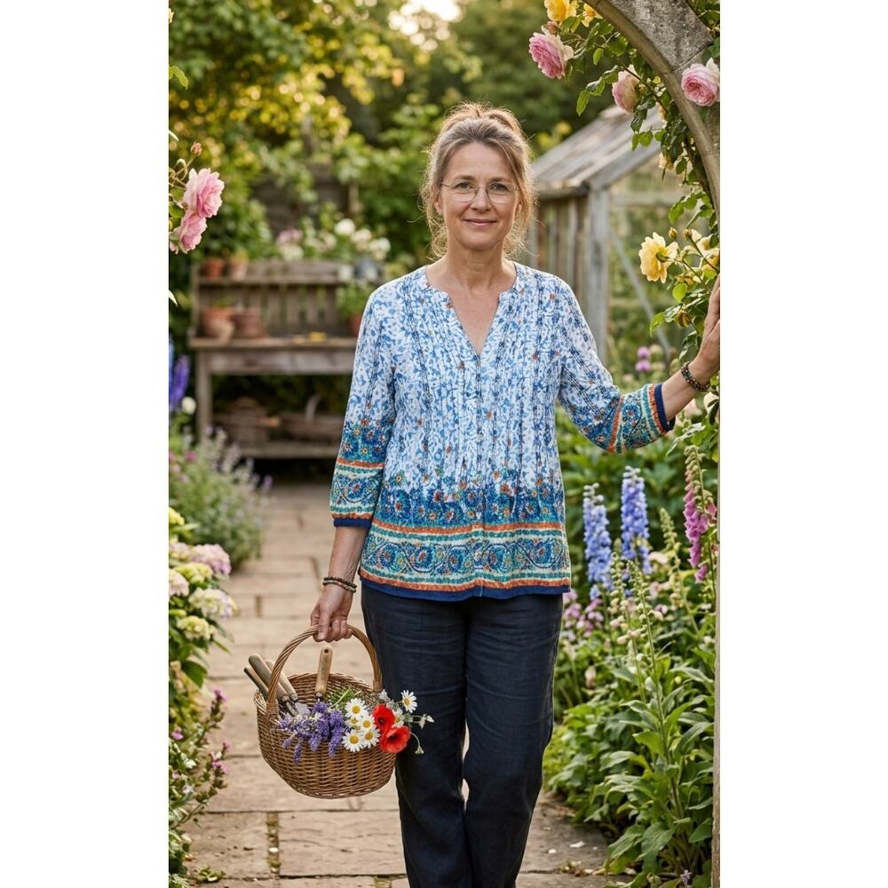 5504) Figueroa & Flower L Blue Floral Pleated front Peasant Split Neck Blouse